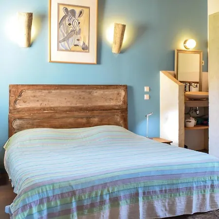 Prázdninový dům 1 Bedroom Awesome In Sembas